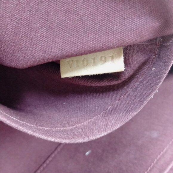 LOUIS VUITTON Rouge Fauviste Monogram Vernis Sherwood PM Bag - Picture 8 of 8